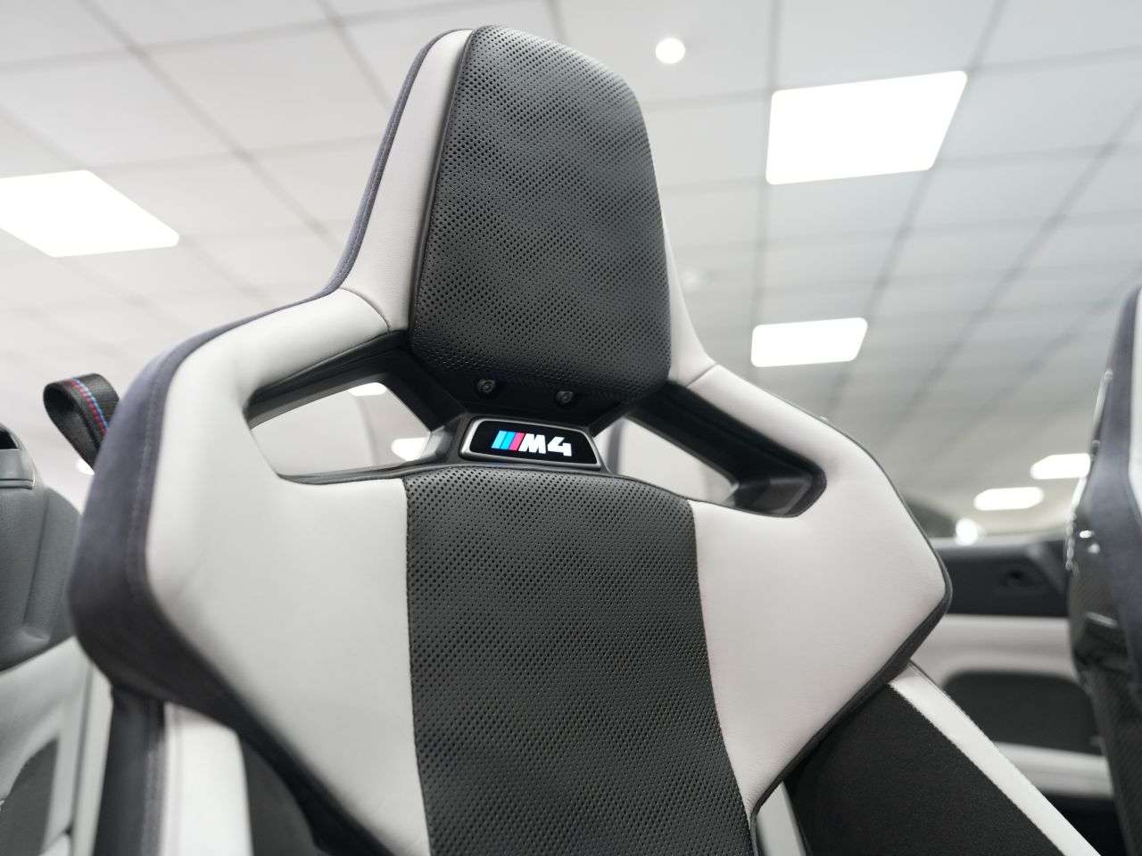 2022 BMW M4 2022 BMW M4