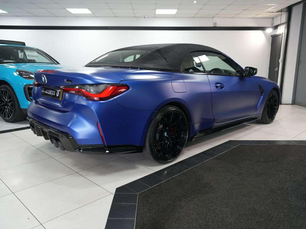 2022 BMW M4 2022 BMW M4