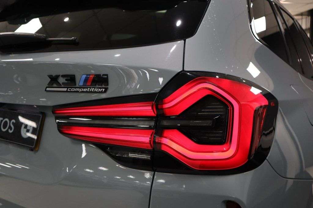 2022 BMW X3 M 2022 BMW X3 M