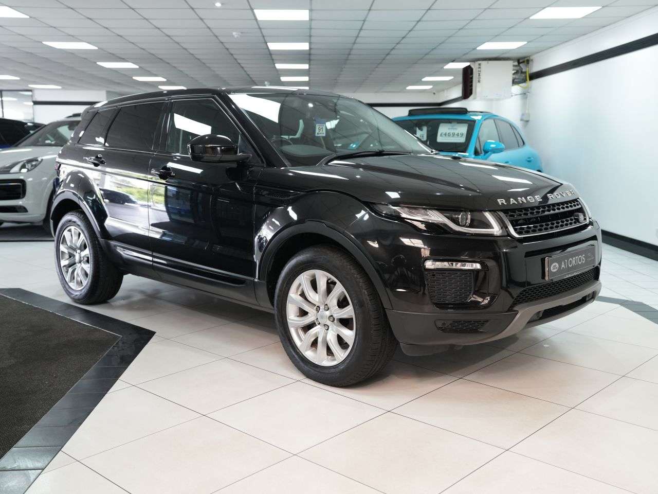 A 2017 LAND ROVER RANGE ROVER EVOQUE 2.0 TD4 SE Tech SUV 5dr Diesel Manual 4WD Euro 6 (s/s) (180 ps) BE QUICK GE A 2017 LAND ROVER RANGE ROVER EVOQUE 2.0 TD4 SE Tech SUV 5dr Diesel Manual 4WD Euro 6 (s/s) (180 ps) BE QUICK GE