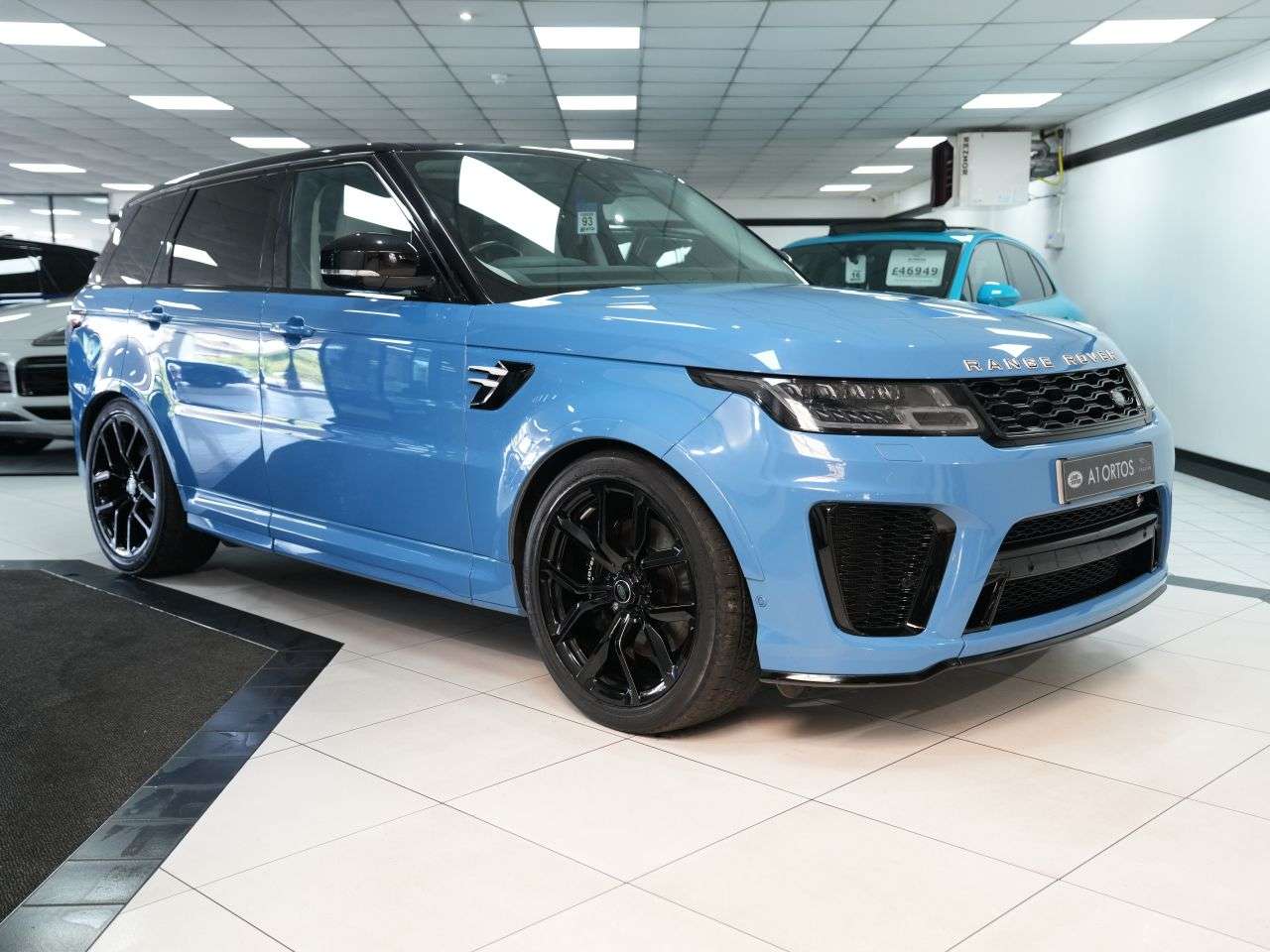 A 2022 LAND ROVER RANGE ROVER SPORT 5.0 P575 V8 GPF SVR Ultimate Edition SUV 5dr Petrol Auto 4WD Euro 6 (s/s) ( A 2022 LAND ROVER RANGE ROVER SPORT 5.0 P575 V8 GPF SVR Ultimate Edition SUV 5dr Petrol Auto 4WD Euro 6 (s/s) (