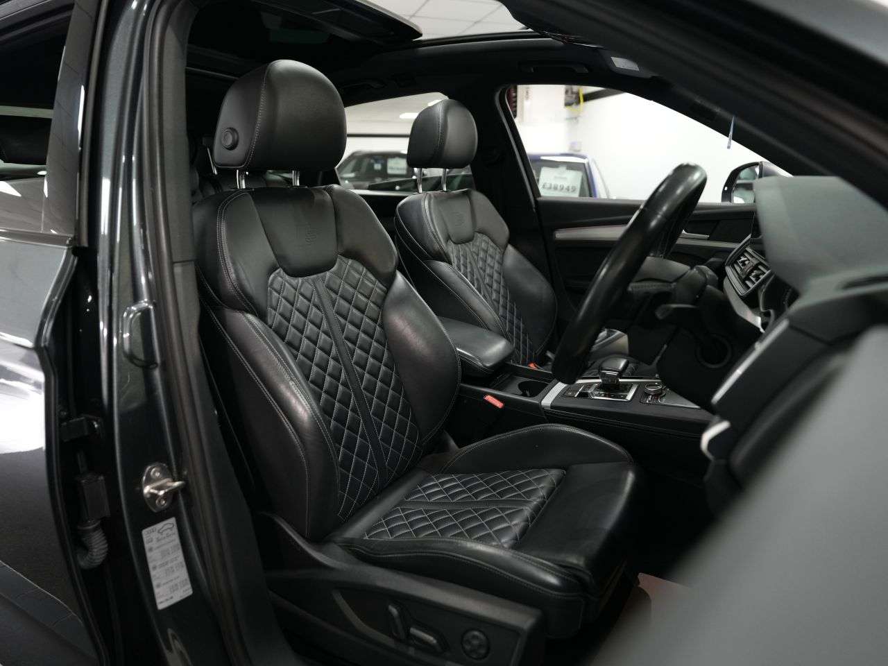 2018 AUDI SQ5 2018 AUDI SQ5