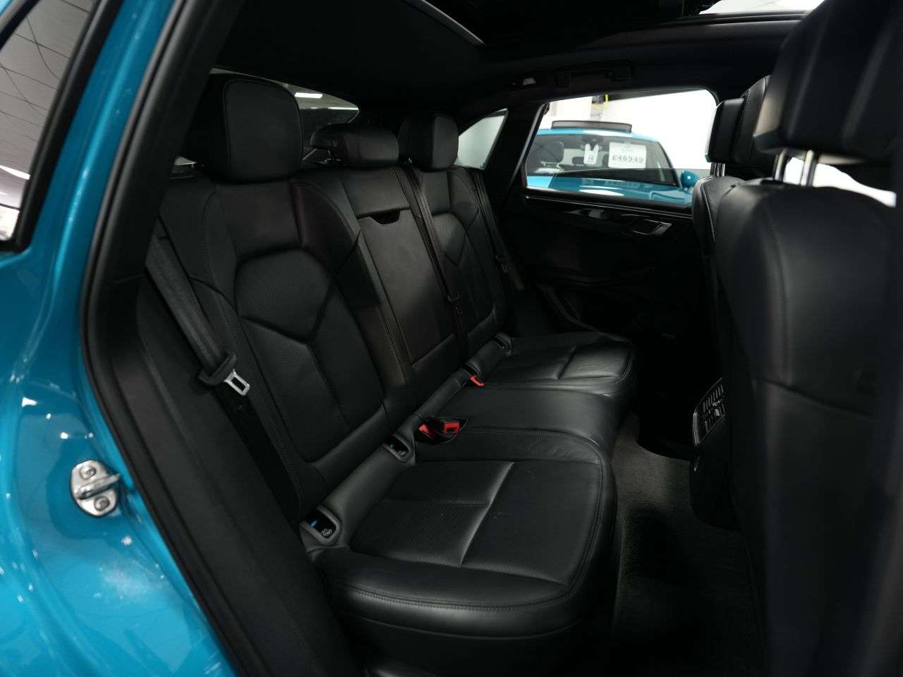 2019 PORSCHE MACAN 2019 PORSCHE MACAN