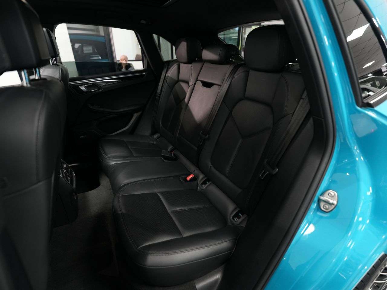 2019 PORSCHE MACAN 2019 PORSCHE MACAN