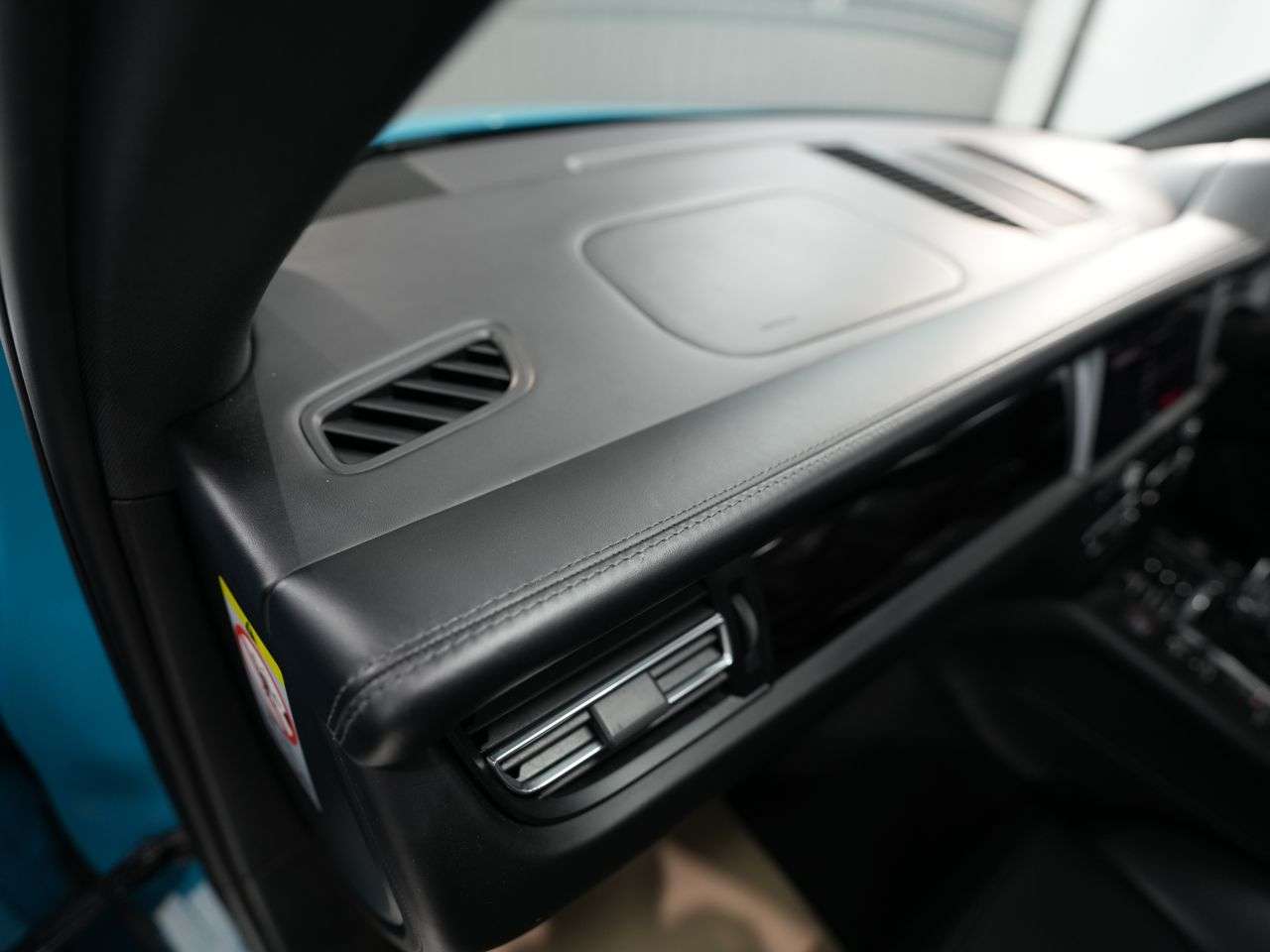 2019 PORSCHE MACAN 2019 PORSCHE MACAN