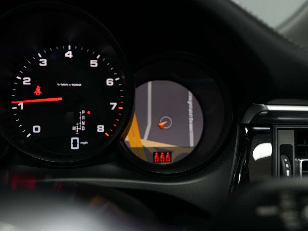 2019 PORSCHE MACAN 2019 PORSCHE MACAN