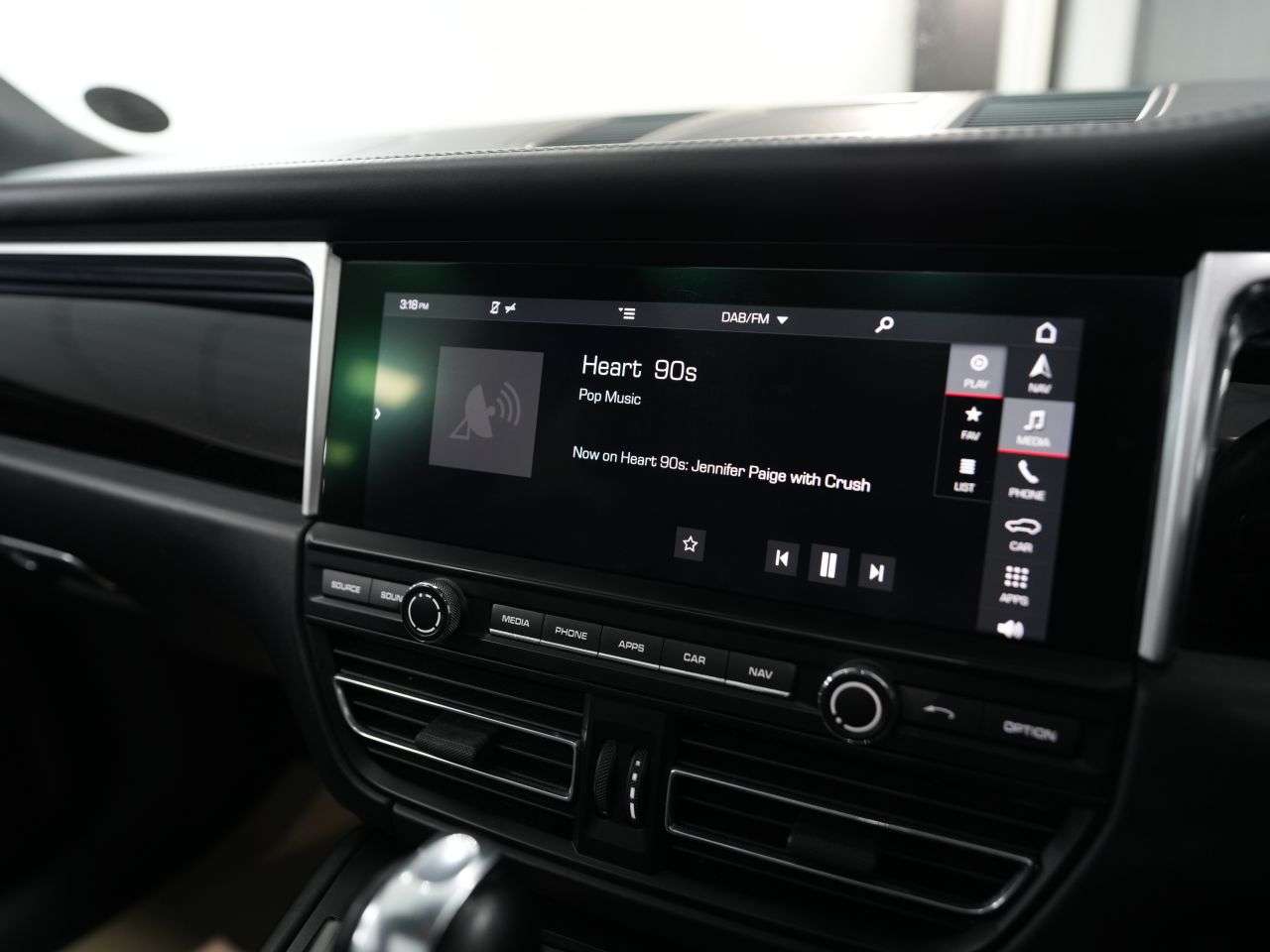 2019 PORSCHE MACAN 2019 PORSCHE MACAN