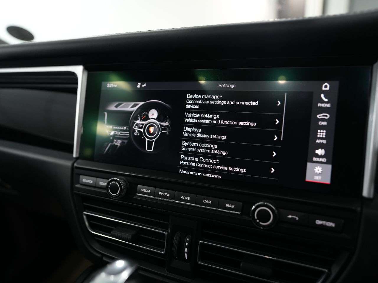 2019 PORSCHE MACAN 2019 PORSCHE MACAN