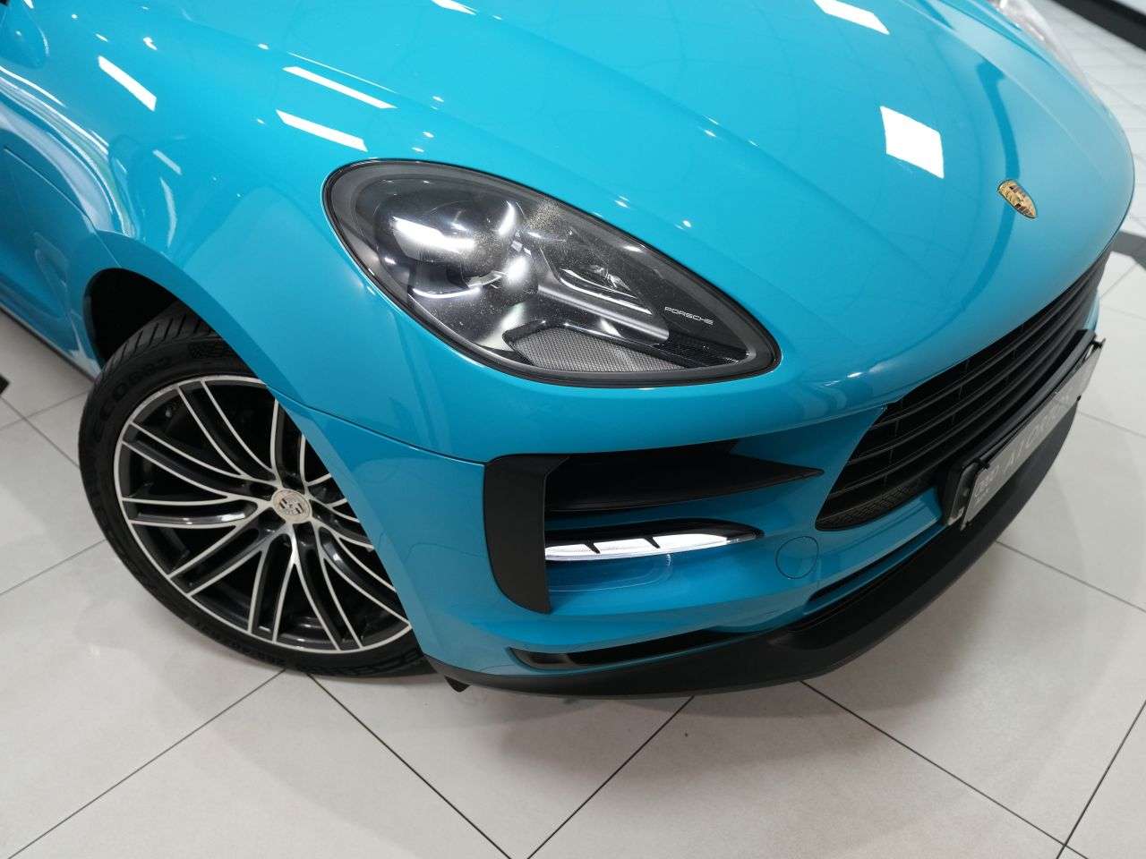 2019 PORSCHE MACAN 2019 PORSCHE MACAN