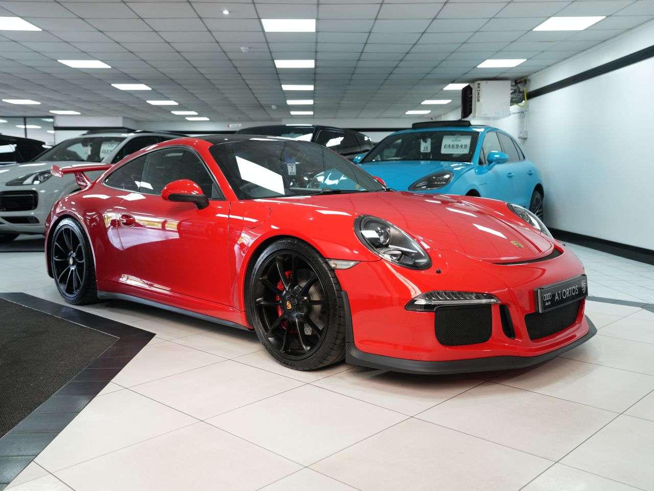 A 2013 PORSCHE 911 3.8 991 Carrera S Coupe 2dr Petrol PDK Euro 5 (s/s) (400 ps) 991.1 GT3 CONV A 2013 PORSCHE 911 3.8 991 Carrera S Coupe 2dr Petrol PDK Euro 5 (s/s) (400 ps) 991.1 GT3 CONV