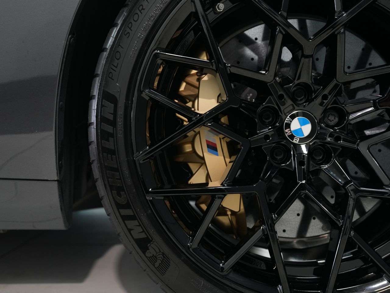 A 2020 BMW 8 SERIES 4.4 M8 Competition Coupe 2dr Petrol Steptronic 4WD Euro 6 (s/s) (625 ps) CA A 2020 BMW 8 SERIES 4.4 M8 Competition Coupe 2dr Petrol Steptronic 4WD Euro 6 (s/s) (625 ps) CA