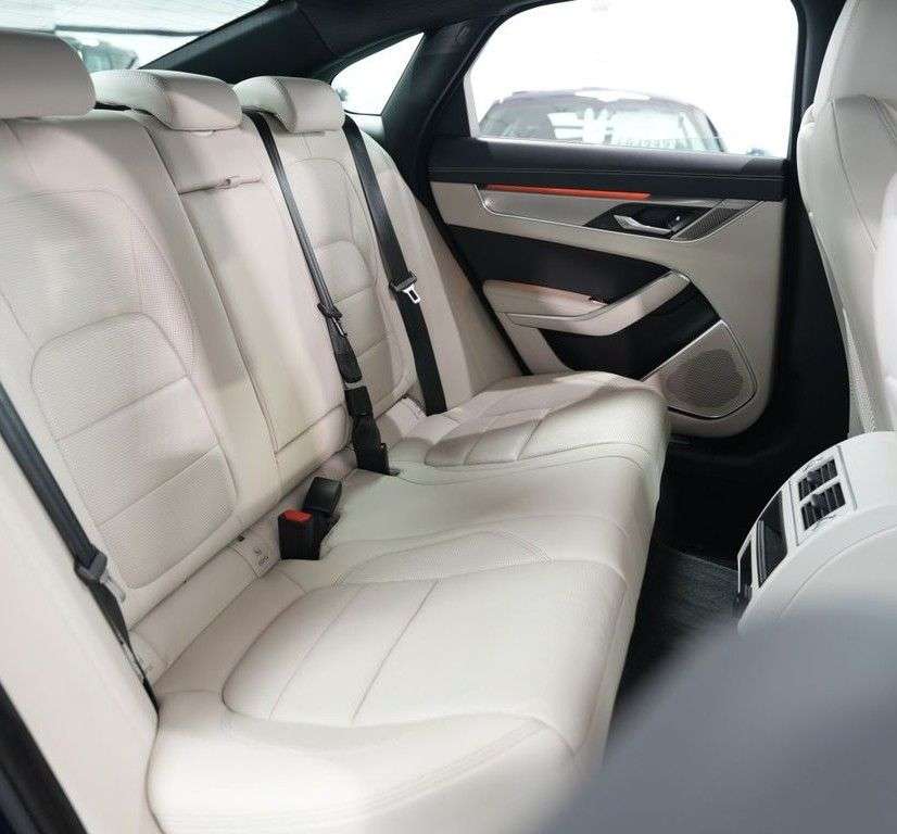 2024 JAGUAR XF 2024 JAGUAR XF