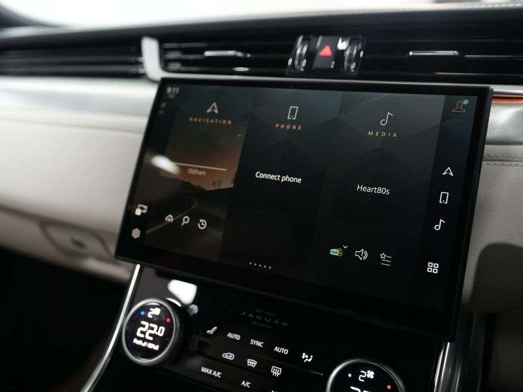 2024 JAGUAR XF 2024 JAGUAR XF