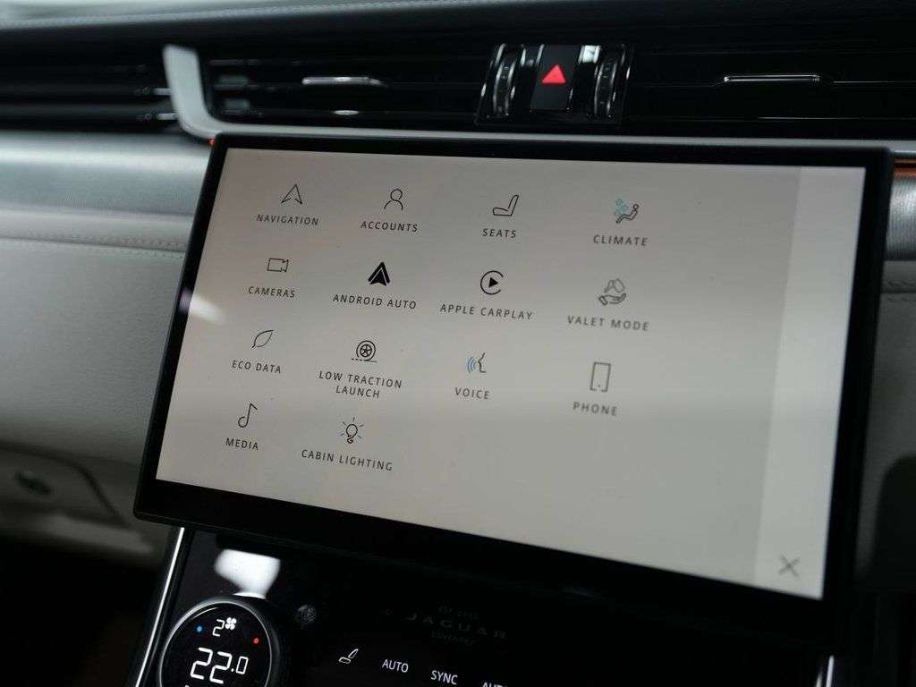 2024 JAGUAR XF 2024 JAGUAR XF