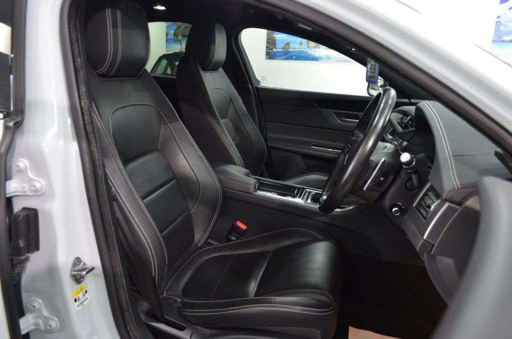 2019 JAGUAR XF 2019 JAGUAR XF