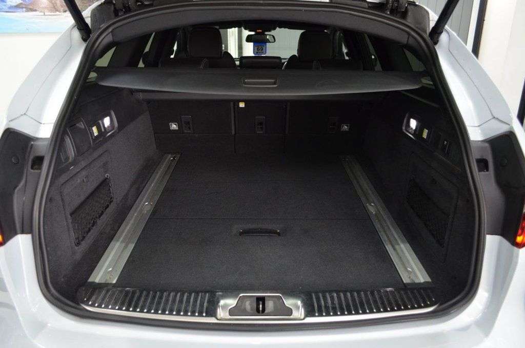 2019 JAGUAR XF 2019 JAGUAR XF