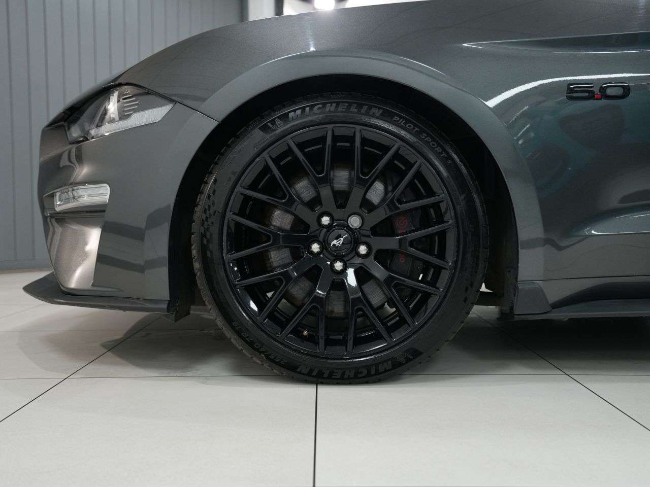 A 2019 FORD MUSTANG 5.0 V8 GT Fastback 2dr Petrol SelShift Euro 6 (450 ps) 1 FORMER KEEPER + ST A 2019 FORD MUSTANG 5.0 V8 GT Fastback 2dr Petrol SelShift Euro 6 (450 ps) 1 FORMER KEEPER + ST