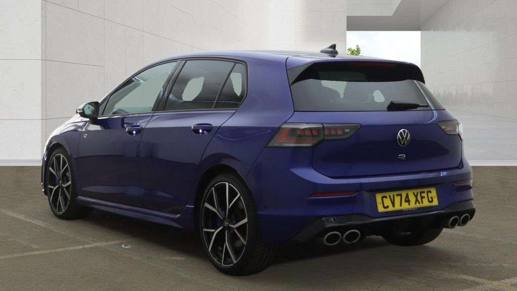 A 2024 VOLKSWAGEN GOLF 2.0 TSI R Hatchback 5dr Petrol DSG 4Motion Euro 6 (s/s) (333 ps) FACELIFT 8 A 2024 VOLKSWAGEN GOLF 2.0 TSI R Hatchback 5dr Petrol DSG 4Motion Euro 6 (s/s) (333 ps) FACELIFT 8