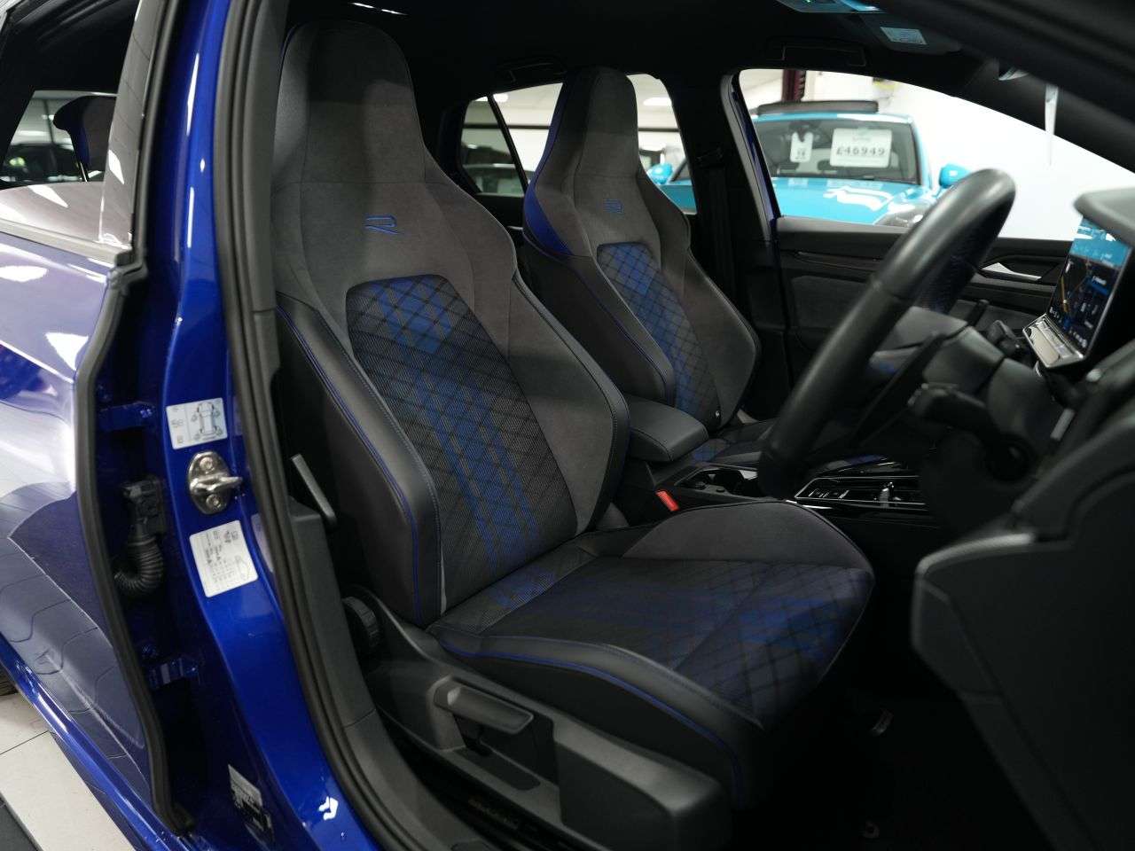 2024 VOLKSWAGEN GOLF 2024 VOLKSWAGEN GOLF
