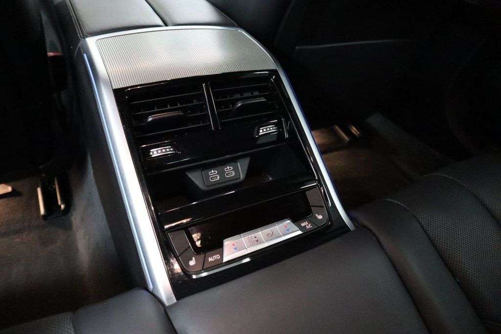 2019 BMW 8 SERIES GRAN COUPE 2019 BMW 8 SERIES GRAN COUPE