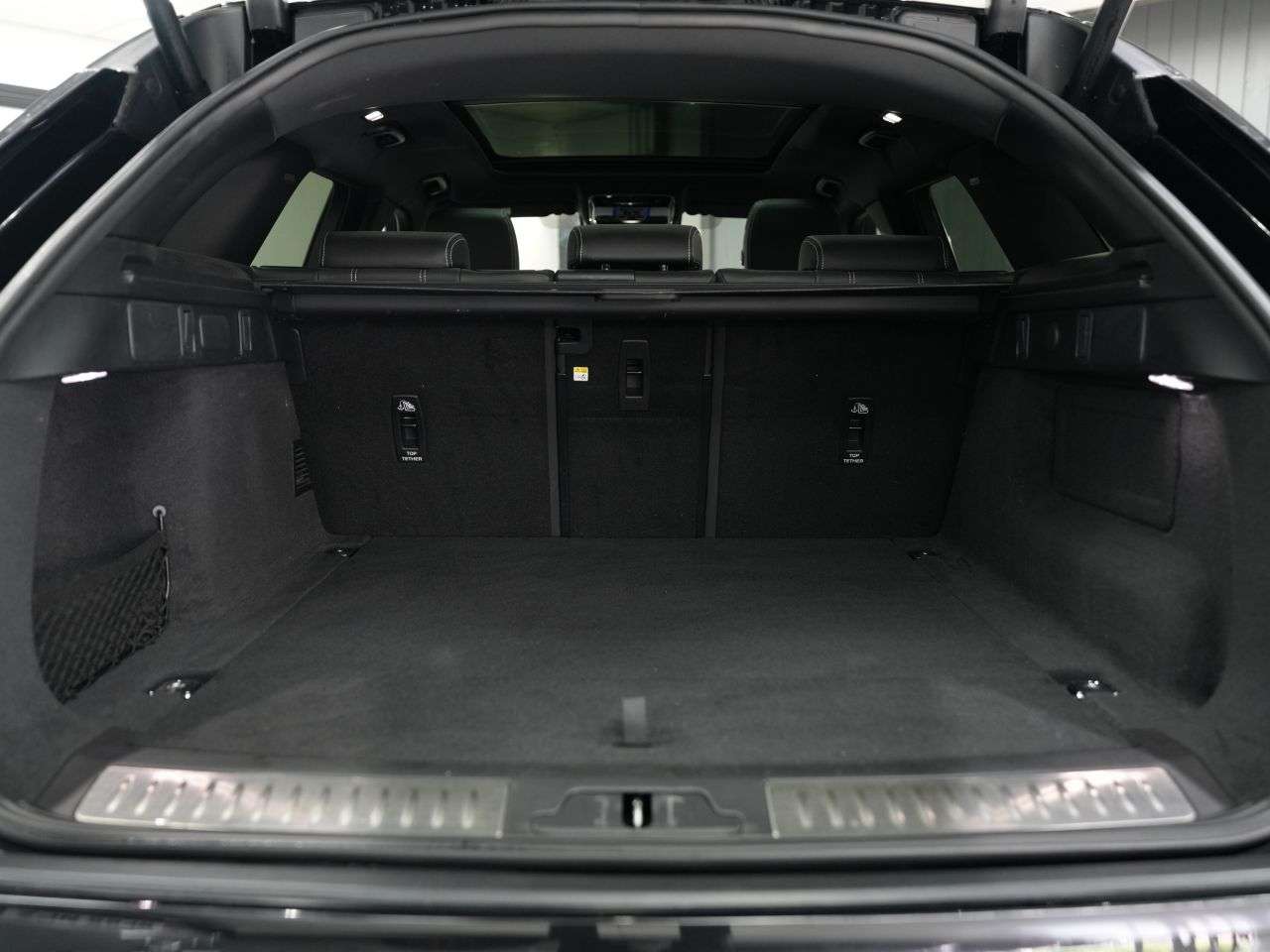 2022 LAND ROVER RANGE ROVER VELAR 2022 LAND ROVER RANGE ROVER VELAR