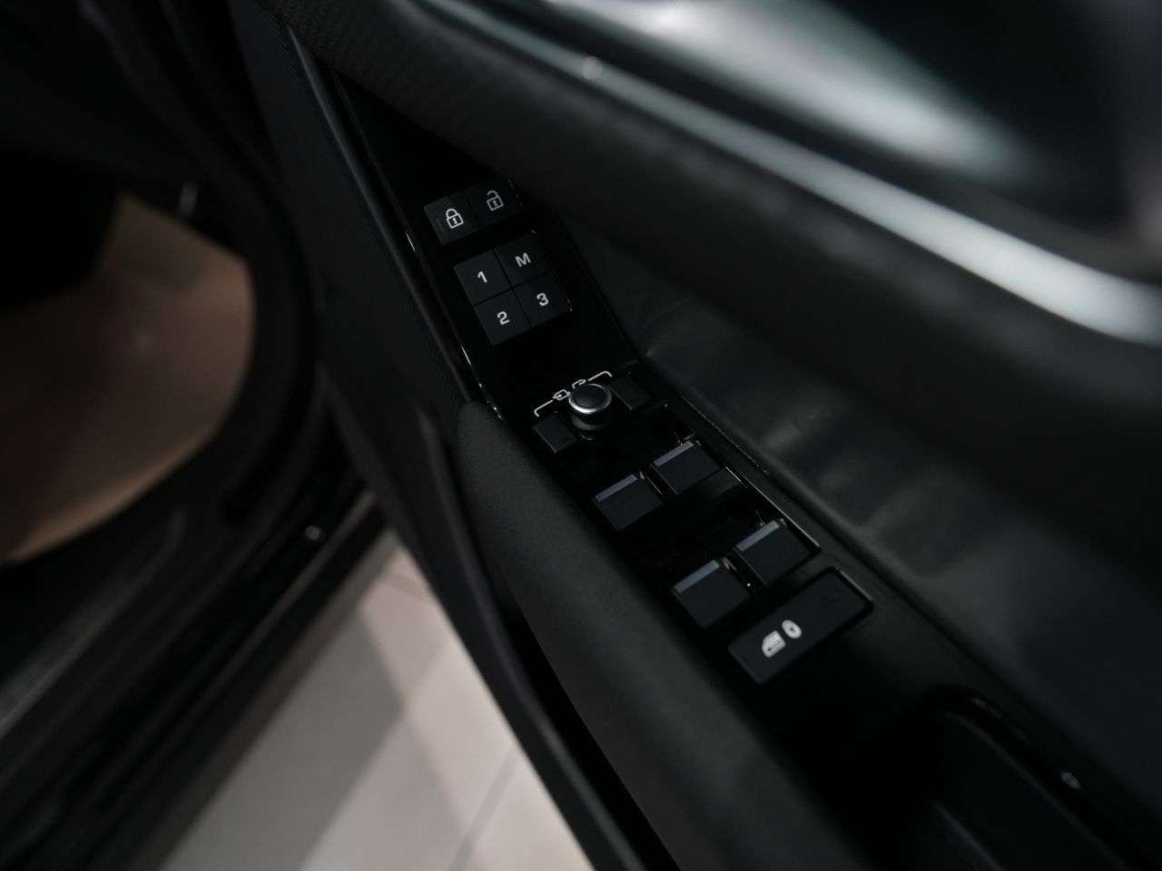 2022 LAND ROVER RANGE ROVER VELAR 2022 LAND ROVER RANGE ROVER VELAR