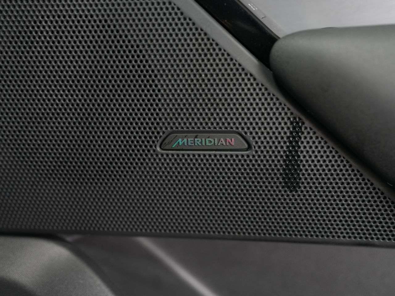 2022 LAND ROVER RANGE ROVER VELAR 2022 LAND ROVER RANGE ROVER VELAR
