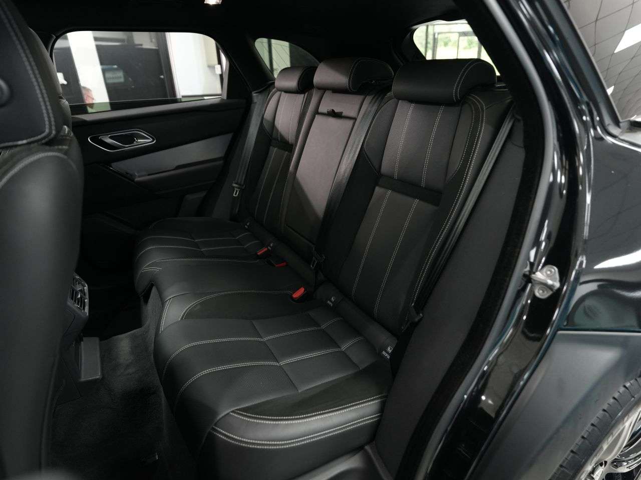 2022 LAND ROVER RANGE ROVER VELAR 2022 LAND ROVER RANGE ROVER VELAR