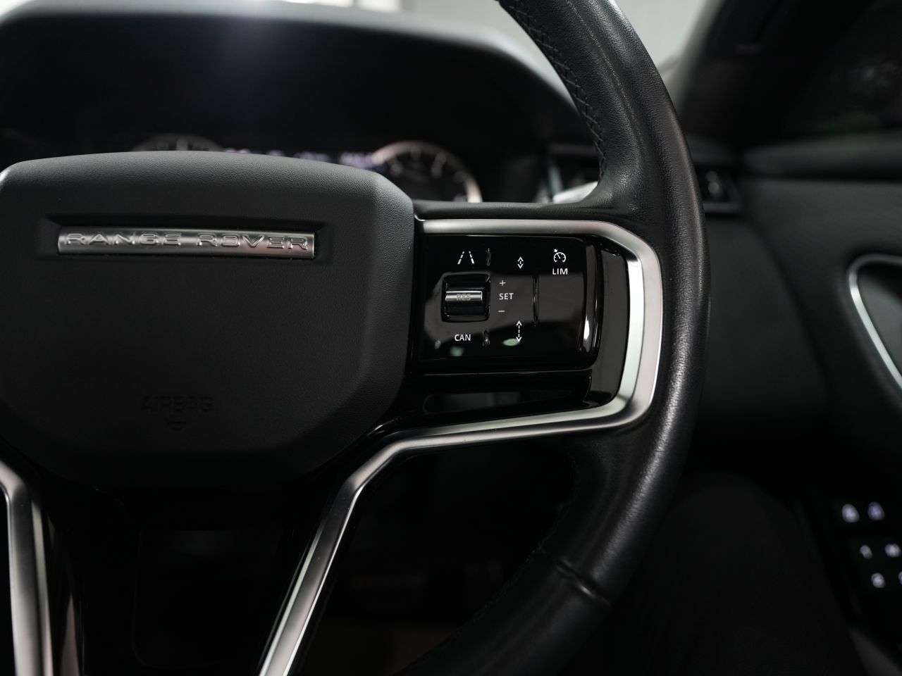 2022 LAND ROVER RANGE ROVER VELAR 2022 LAND ROVER RANGE ROVER VELAR
