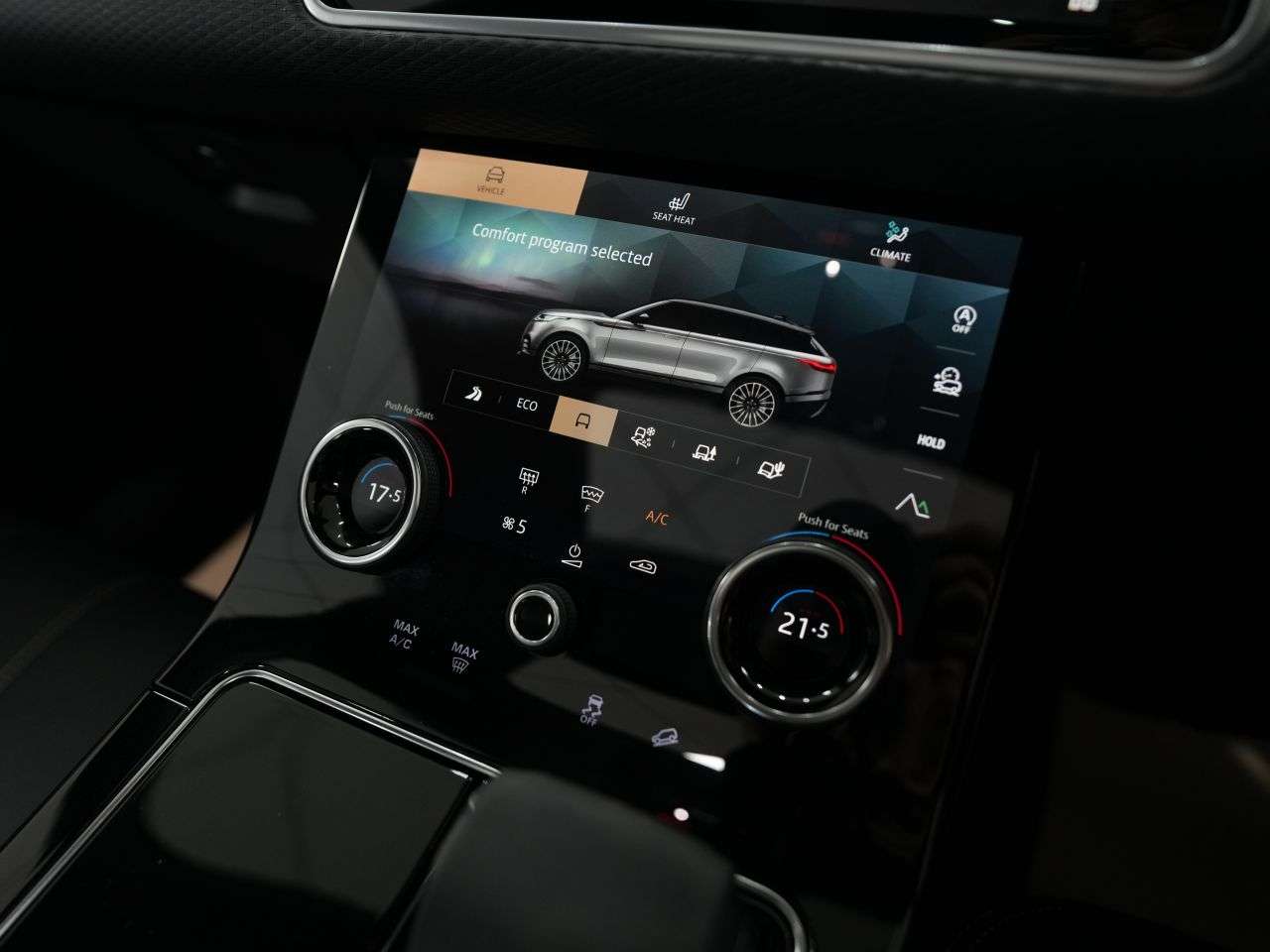 2022 LAND ROVER RANGE ROVER VELAR 2022 LAND ROVER RANGE ROVER VELAR