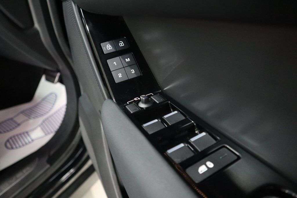 2023 LAND ROVER RANGE ROVER VELAR 2023 LAND ROVER RANGE ROVER VELAR