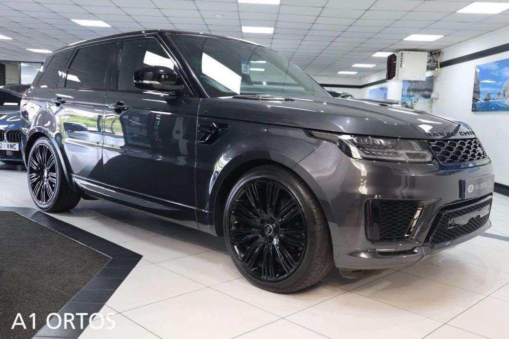 A 2022 LAND ROVER RANGE ROVER SPORT 3.0 D300 MHEV HSE Dynamic Black SUV 5dr Diesel Auto 4WD Euro 6 (s/s) (300 p A 2022 LAND ROVER RANGE ROVER SPORT 3.0 D300 MHEV HSE Dynamic Black SUV 5dr Diesel Auto 4WD Euro 6 (s/s) (300 p
