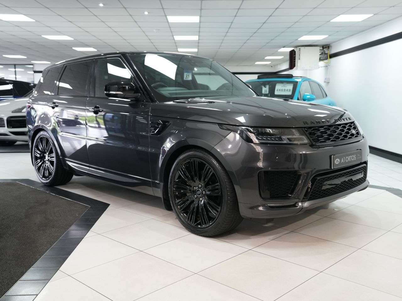 A 2022 LAND ROVER RANGE ROVER SPORT 3.0 D300 MHEV HSE Dynamic Black SUV 5dr Diesel Auto 4WD Euro 6 (s/s) (300 p A 2022 LAND ROVER RANGE ROVER SPORT 3.0 D300 MHEV HSE Dynamic Black SUV 5dr Diesel Auto 4WD Euro 6 (s/s) (300 p