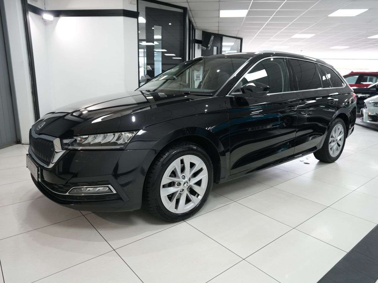 A 2023 SKODA OCTAVIA 2.0 TDI SE L Estate 5dr Diesel DSG Euro 6 (s/s) (150 ps) 1 FORMER KEEPER + A 2023 SKODA OCTAVIA 2.0 TDI SE L Estate 5dr Diesel DSG Euro 6 (s/s) (150 ps) 1 FORMER KEEPER +