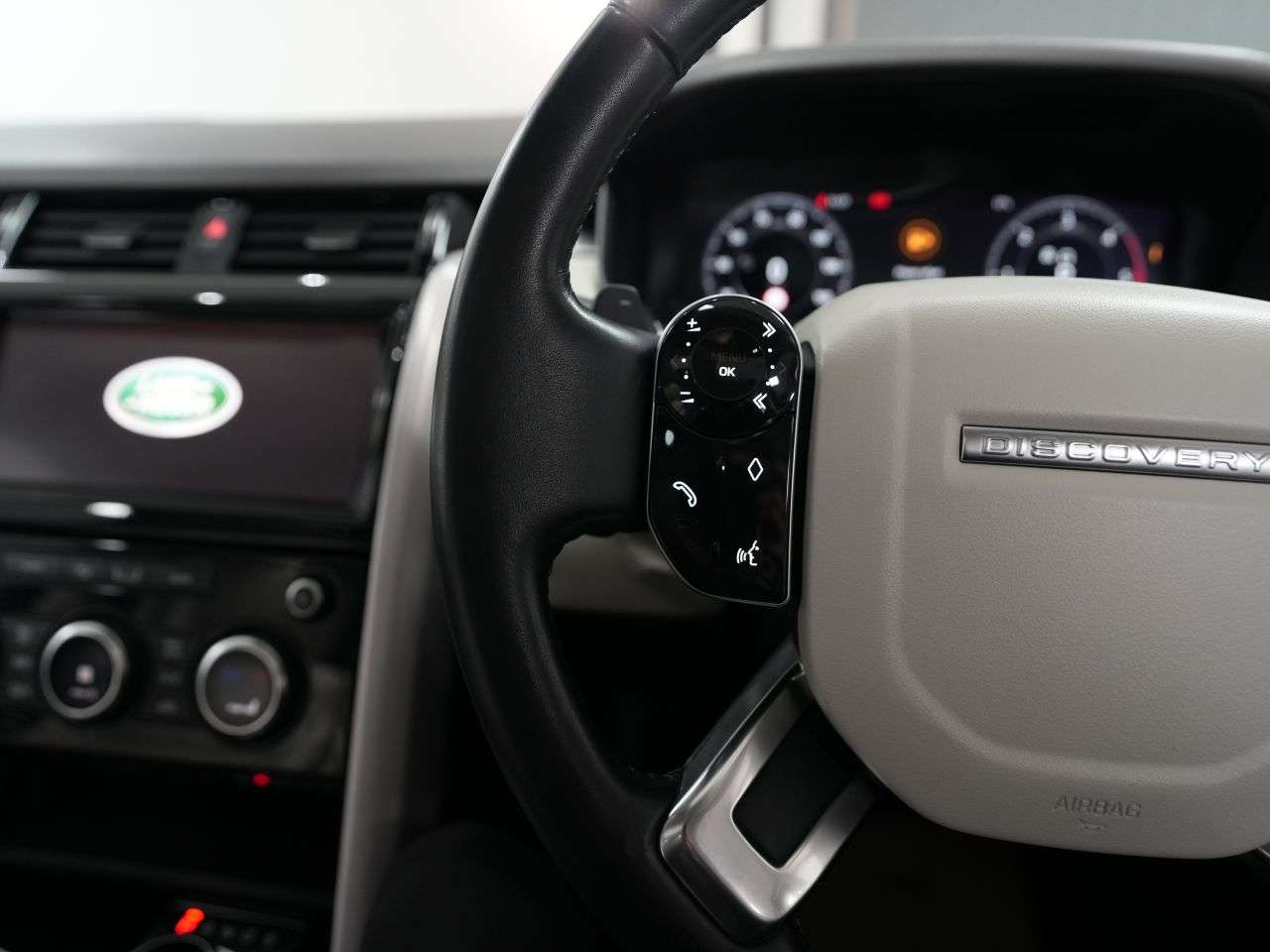 2019 LAND ROVER DISCOVERY 2019 LAND ROVER DISCOVERY