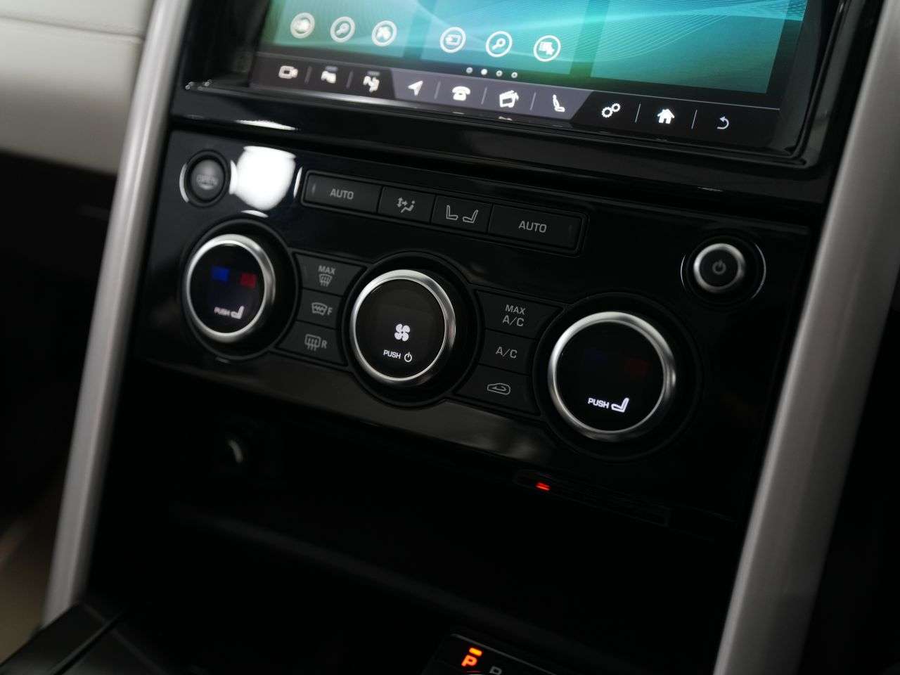 2019 LAND ROVER DISCOVERY 2019 LAND ROVER DISCOVERY