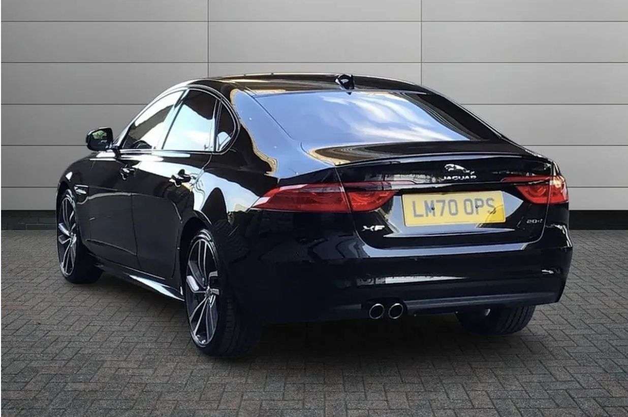 A 2020 JAGUAR XF 2.0d Chequered Flag Saloon 4dr Diesel Auto Euro 6 (s/s) (180 ps) RARE CHEQU A 2020 JAGUAR XF 2.0d Chequered Flag Saloon 4dr Diesel Auto Euro 6 (s/s) (180 ps) RARE CHEQU