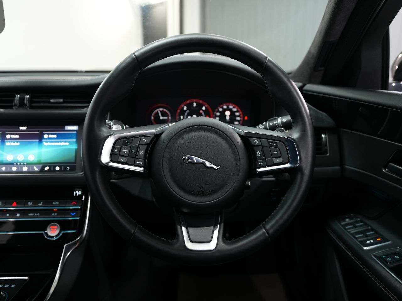2020 JAGUAR XF 2020 JAGUAR XF
