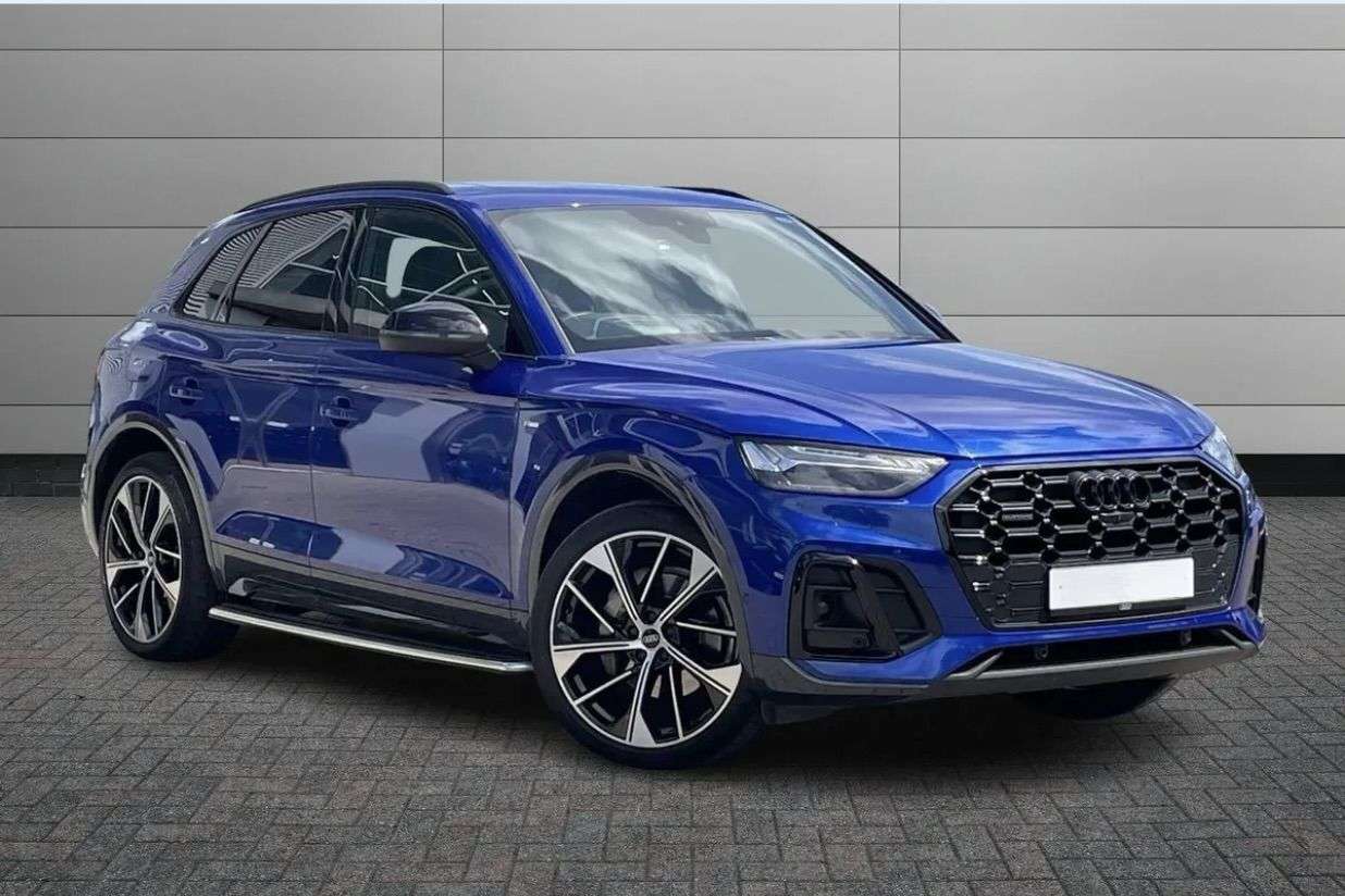 A 2022 AUDI Q5 2.0 TDI 40 Vorsprung SUV 5dr Diesel S Tronic quattro Euro 6 (s/s) (204 ps) A 2022 AUDI Q5 2.0 TDI 40 Vorsprung SUV 5dr Diesel S Tronic quattro Euro 6 (s/s) (204 ps)
