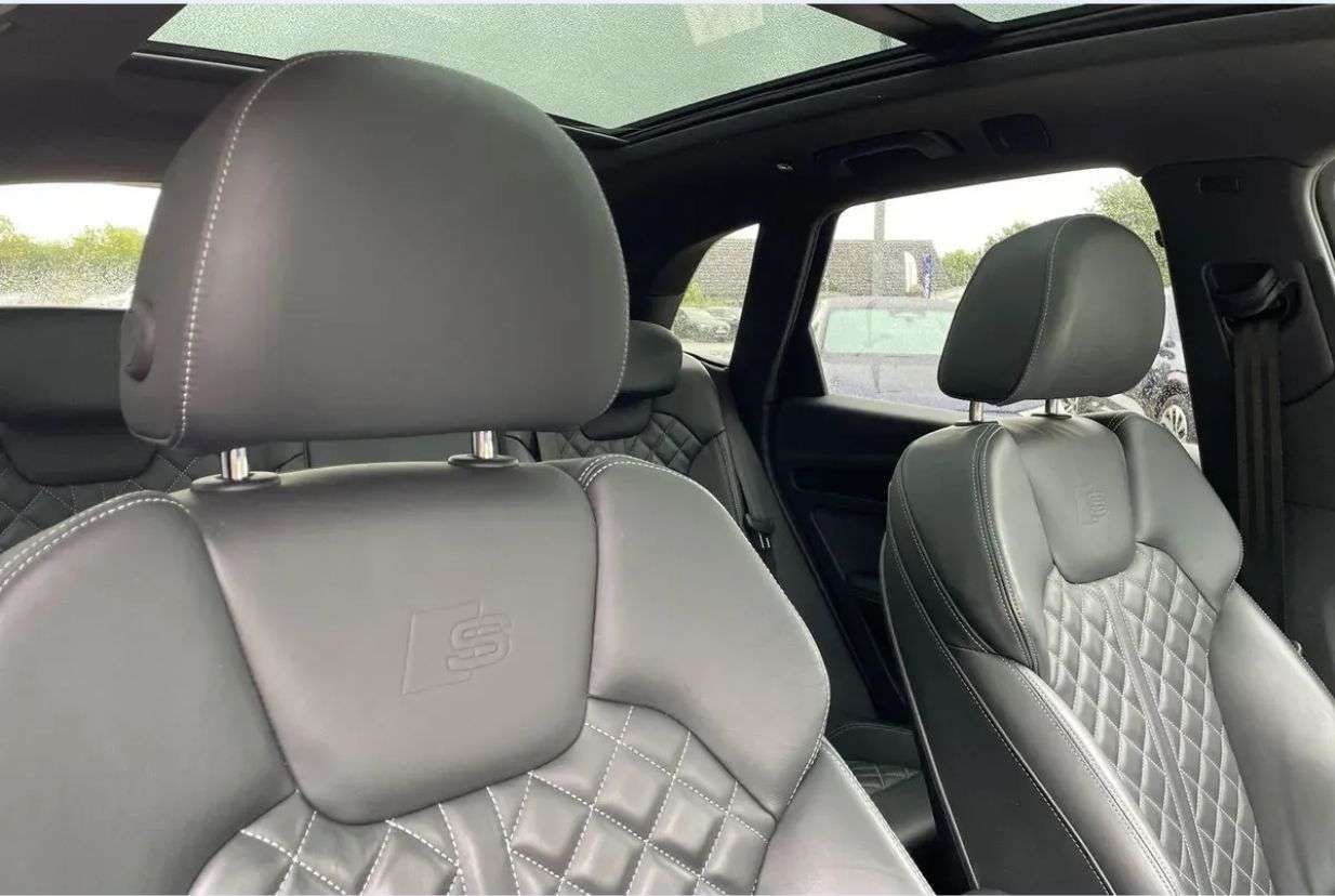 A 2022 AUDI Q5 2.0 TDI 40 Vorsprung SUV 5dr Diesel S Tronic quattro Euro 6 (s/s) (204 ps) A 2022 AUDI Q5 2.0 TDI 40 Vorsprung SUV 5dr Diesel S Tronic quattro Euro 6 (s/s) (204 ps)