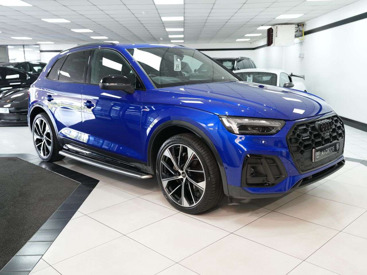A 2022 AUDI Q5 2.0 TDI 40 Vorsprung SUV 5dr Diesel S Tronic quattro Euro 6 (s/s) (204 ps) A 2022 AUDI Q5 2.0 TDI 40 Vorsprung SUV 5dr Diesel S Tronic quattro Euro 6 (s/s) (204 ps)