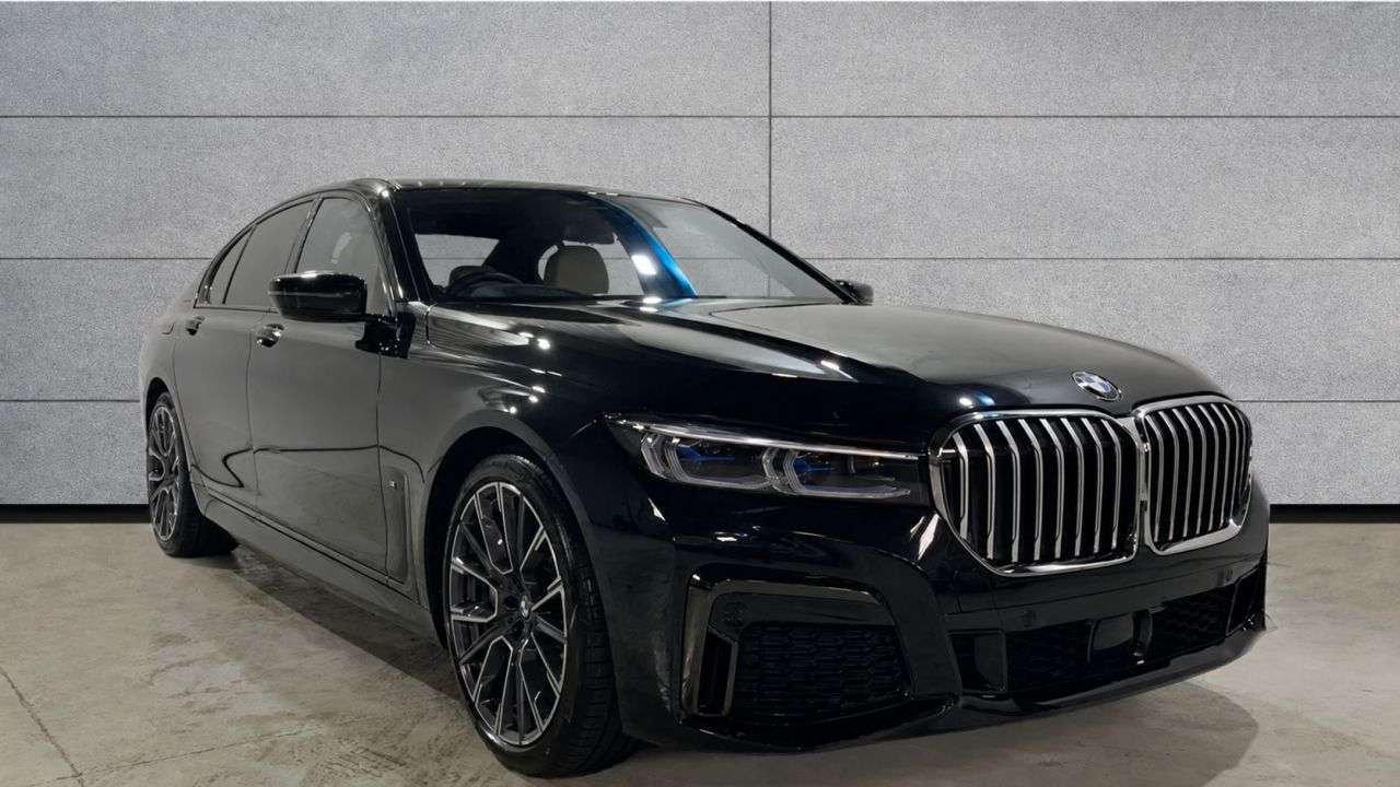 A 2020 BMW 7 SERIES 3.0 730d M Sport Saloon 4dr Diesel Auto xDrive Euro 6 (s/s) (265 ps) BEAUTI A 2020 BMW 7 SERIES 3.0 730d M Sport Saloon 4dr Diesel Auto xDrive Euro 6 (s/s) (265 ps) BEAUTI