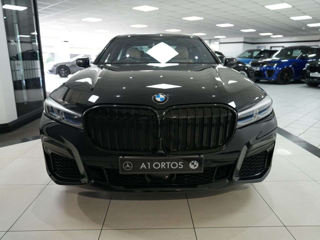 A 2020 BMW 7 SERIES 3.0 730d M Sport Saloon 4dr Diesel Auto xDrive Euro 6 (s/s) (265 ps) BEAUTI A 2020 BMW 7 SERIES 3.0 730d M Sport Saloon 4dr Diesel Auto xDrive Euro 6 (s/s) (265 ps) BEAUTI