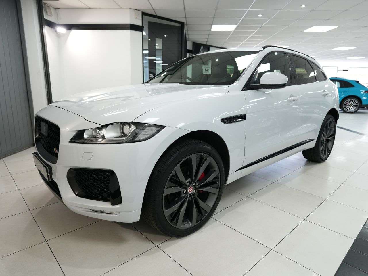 2019 JAGUAR F-PACE 2019 JAGUAR F-PACE