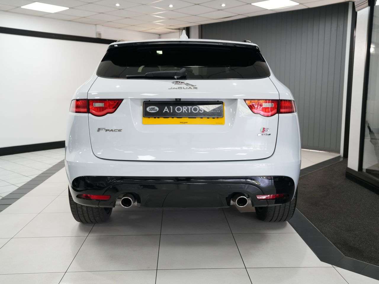 2019 JAGUAR F-PACE 2019 JAGUAR F-PACE