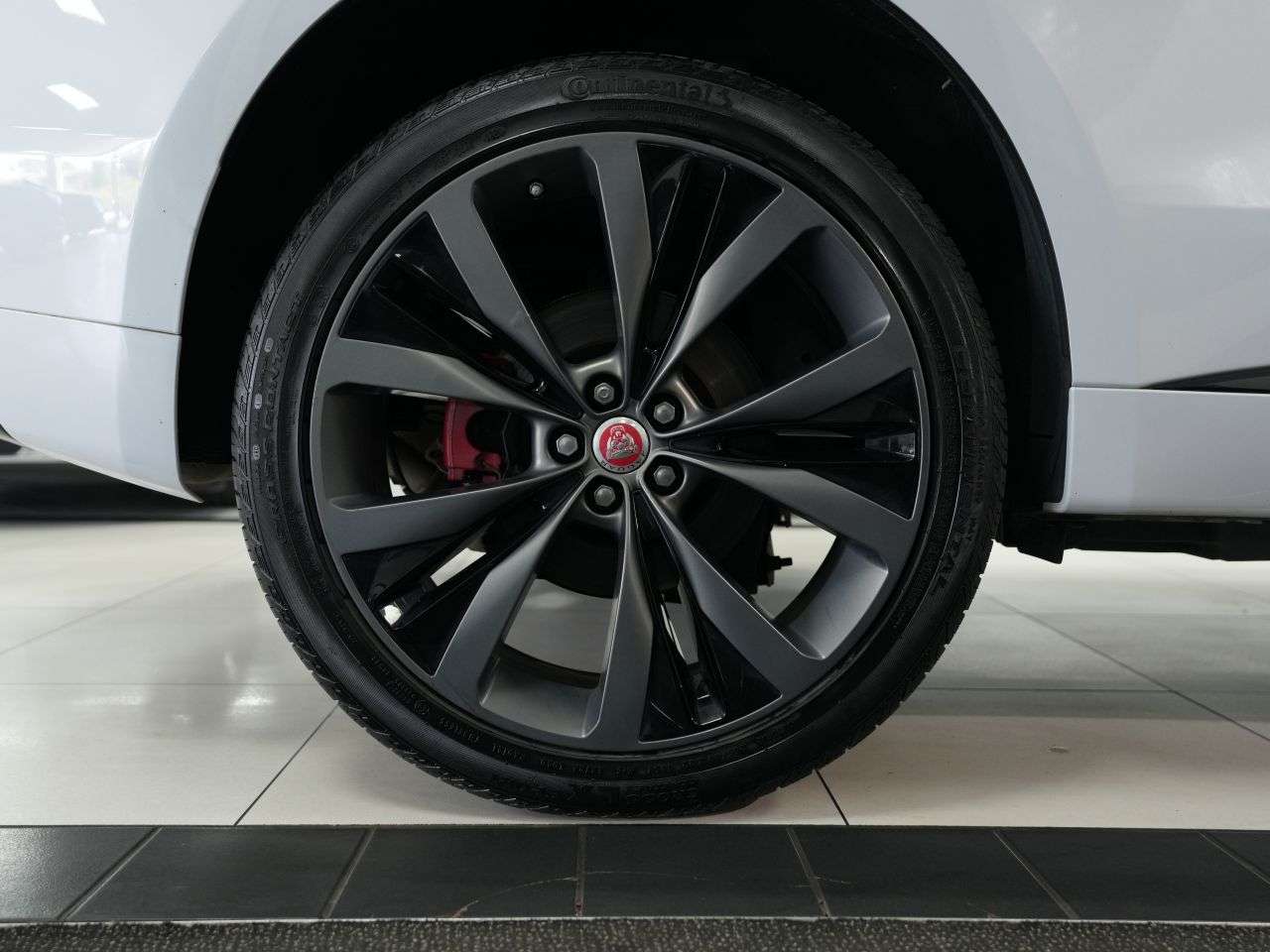 2019 JAGUAR F-PACE 2019 JAGUAR F-PACE
