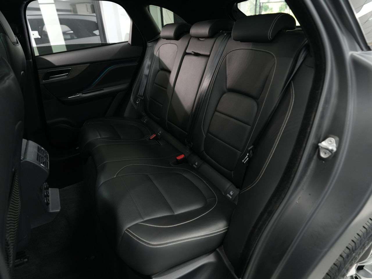 2019 JAGUAR F-PACE 2019 JAGUAR F-PACE