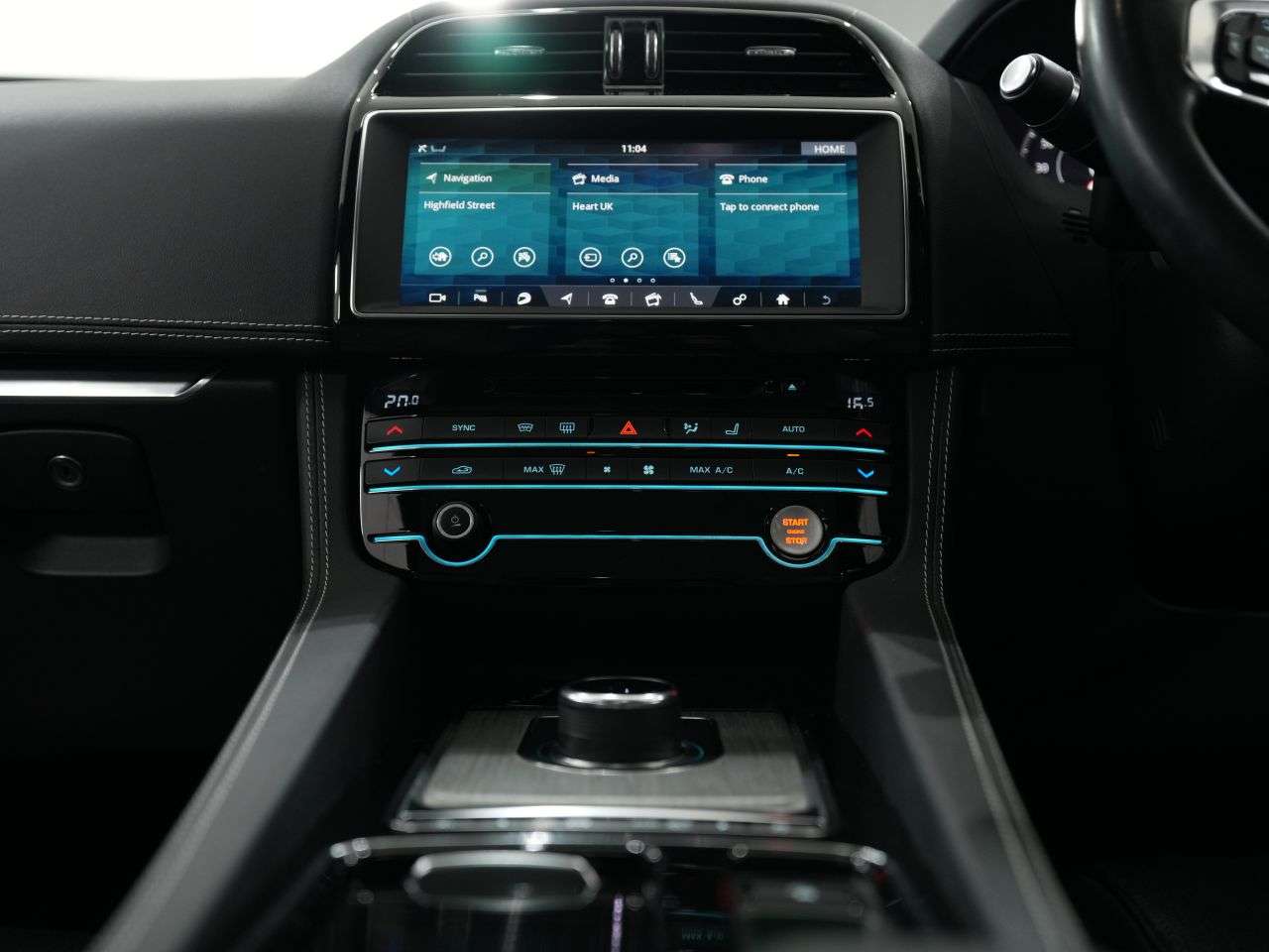 2019 JAGUAR F-PACE 2019 JAGUAR F-PACE