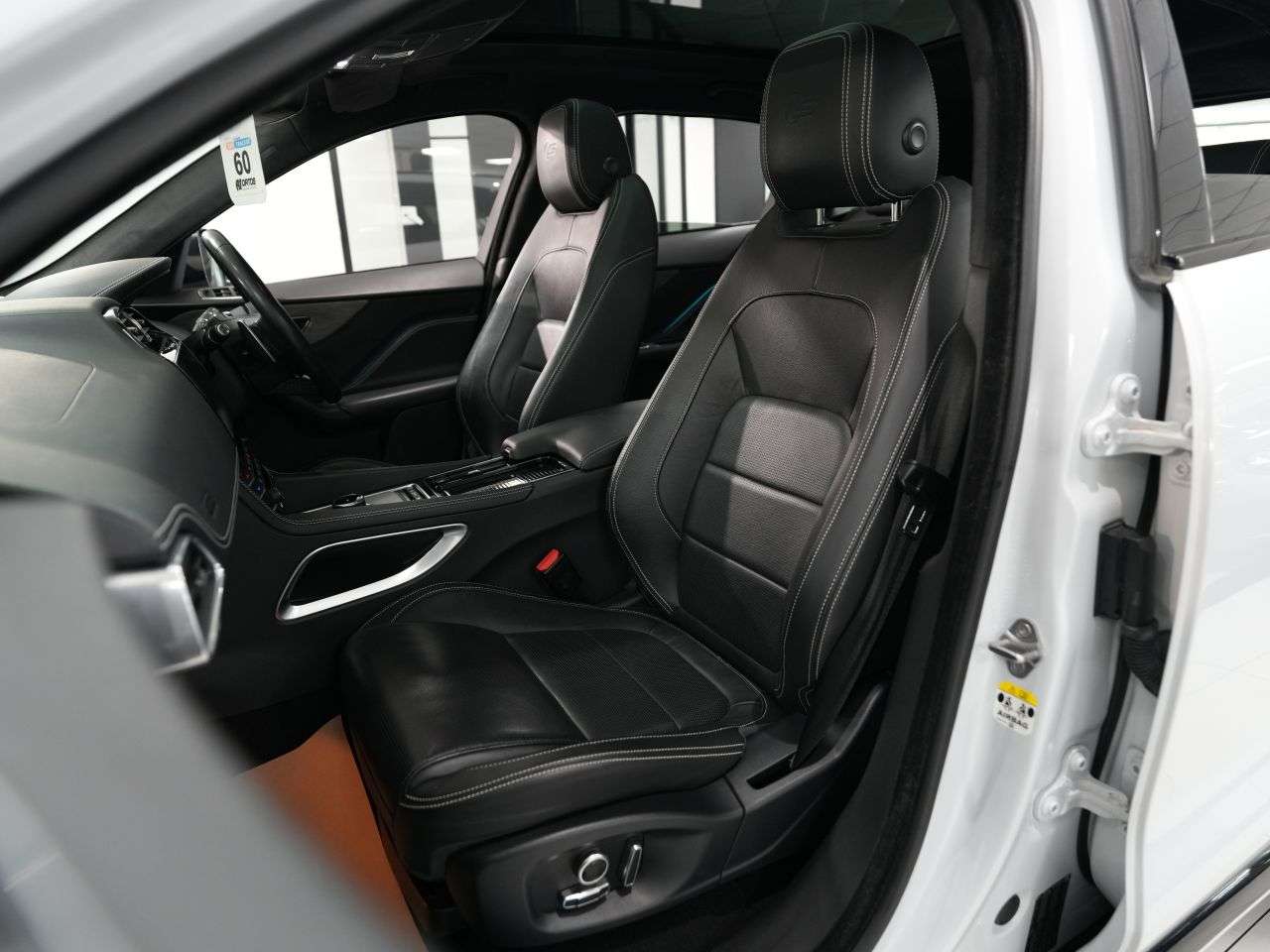 2019 JAGUAR F-PACE 2019 JAGUAR F-PACE