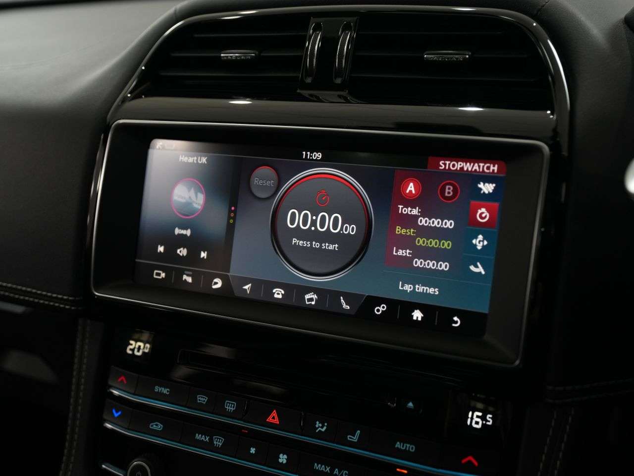 2019 JAGUAR F-PACE 2019 JAGUAR F-PACE